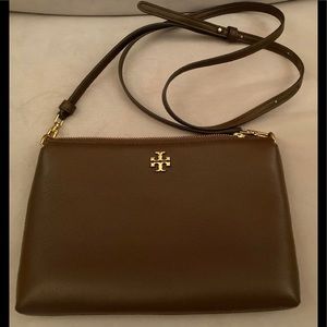 Tory Burch Kira Pebbled Leather Crossbody Bag Fudge EUC